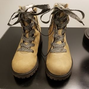 Pop Ankle High Boots